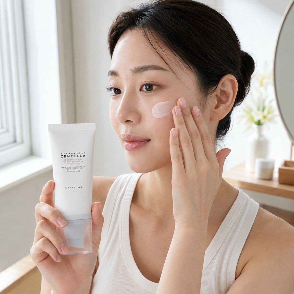 SKIN1004 - crème solaire éclat Tone-Up FPS 50+ PA++++, 50ml